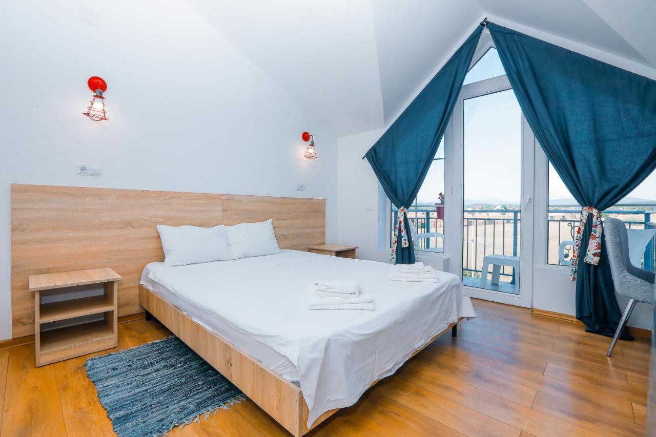 Laguna Beach Club Bazaleti Lake Dushet'i Εξωτερικό φωτογραφία