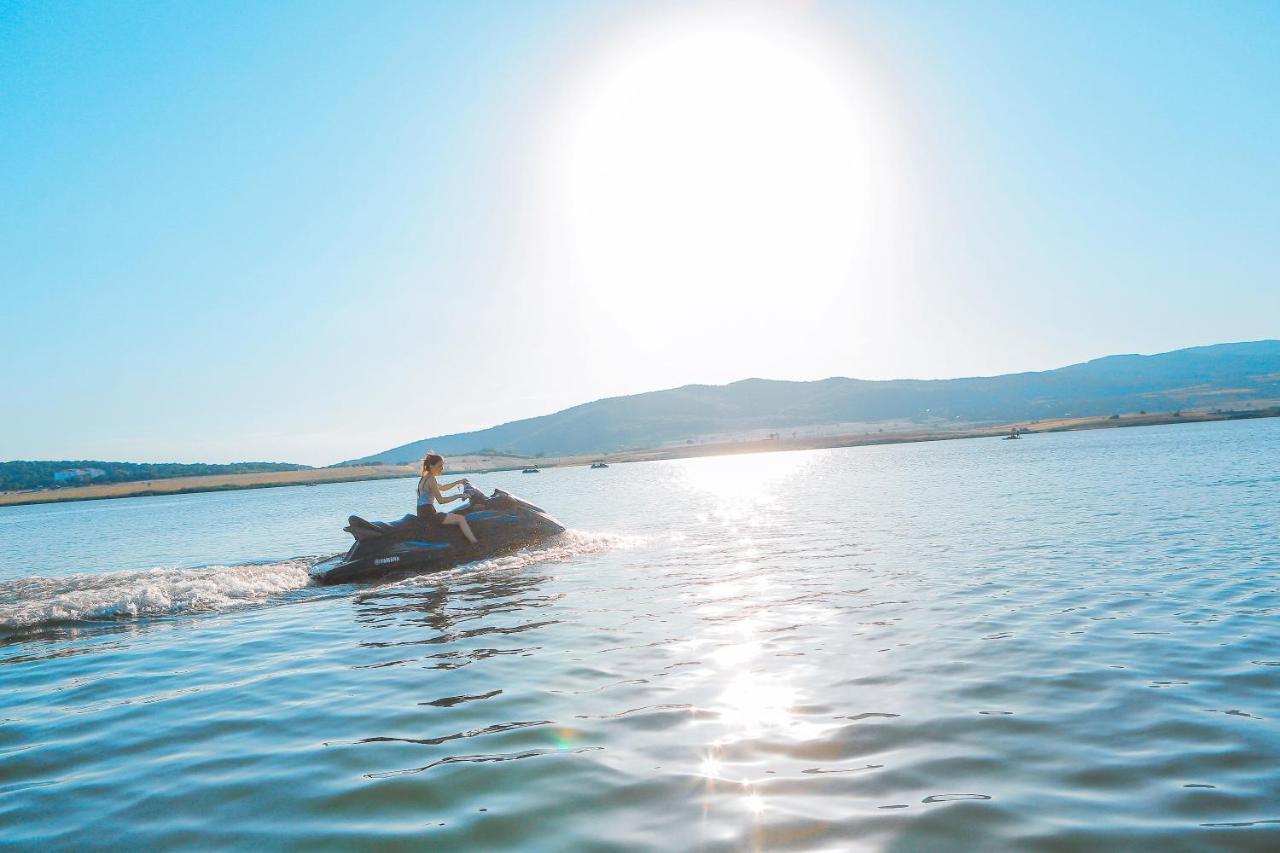 Laguna Beach Club Bazaleti Lake Dushet'i Εξωτερικό φωτογραφία